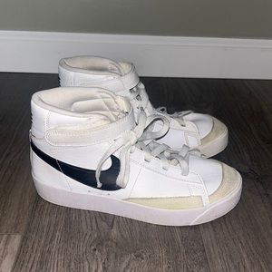 Nike Blazers Youth Size 3